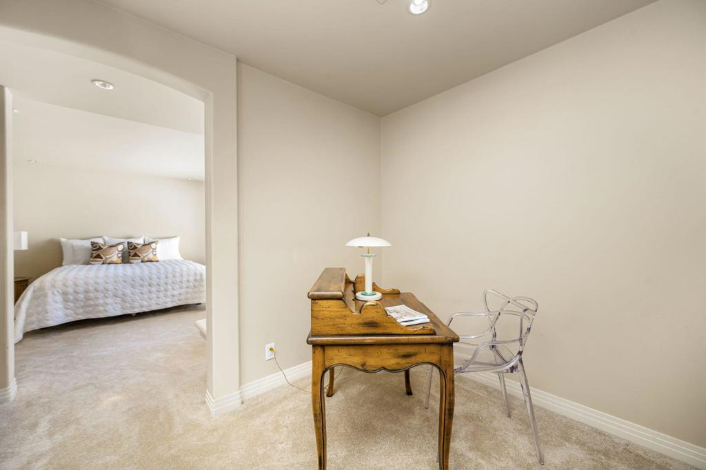 73680 Irontree Drive