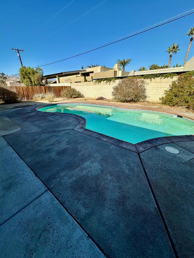 73100 Santa Rosa Way