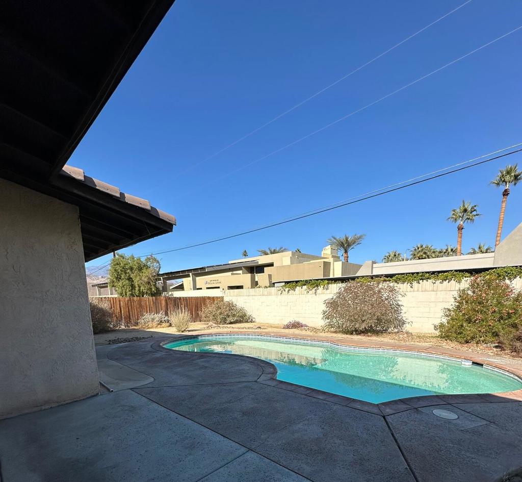 73100 Santa Rosa Way