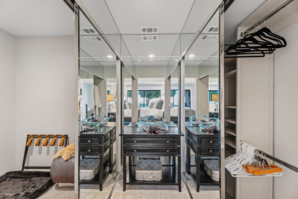 73670 Irontree Drive