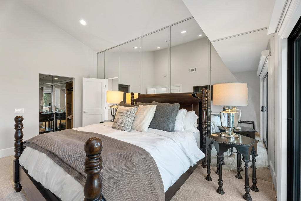 73670 Irontree Drive