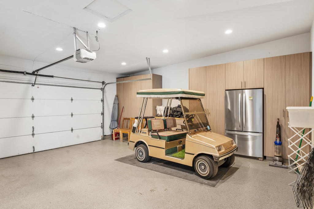 73670 Irontree Drive