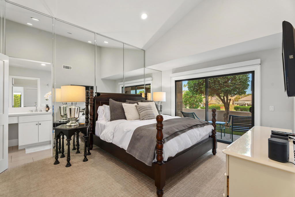 73670 Irontree Drive