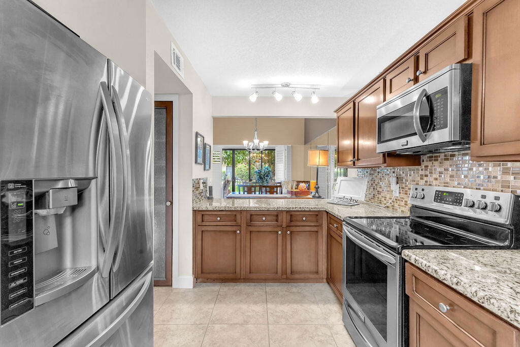 505 Flower Hill Lane