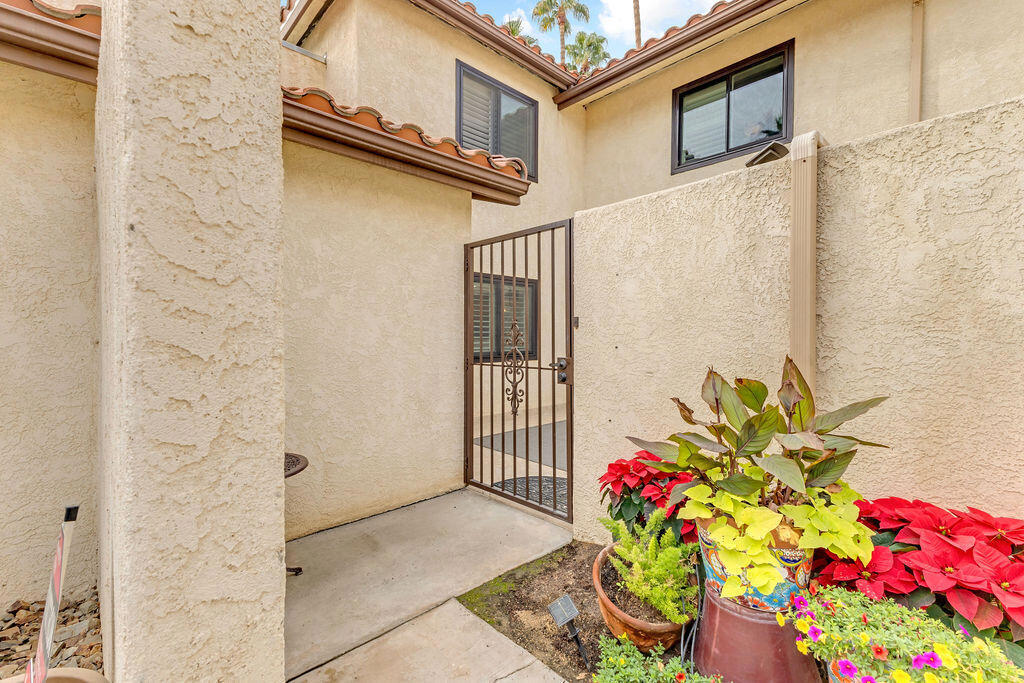 505 Flower Hill Lane