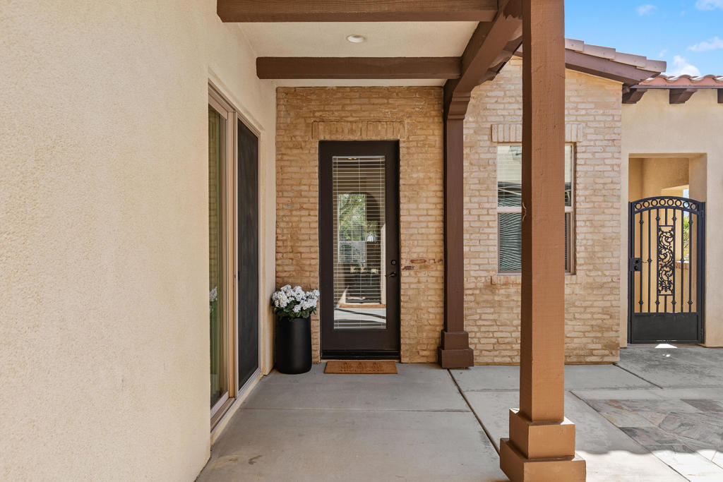 81872 Contento Street