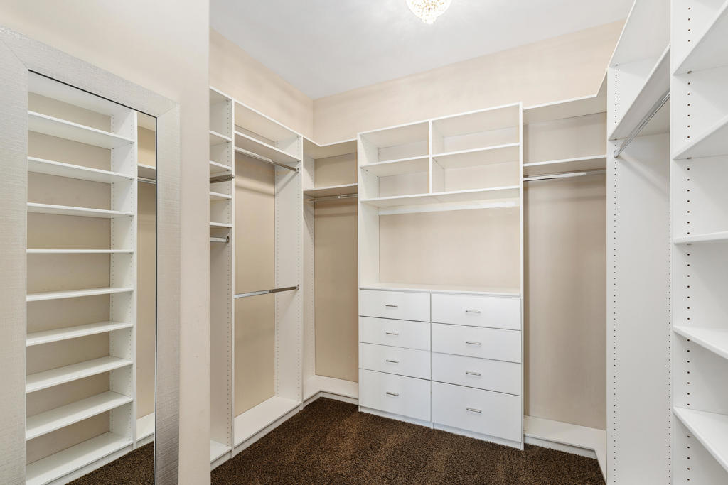 81872 Contento Street