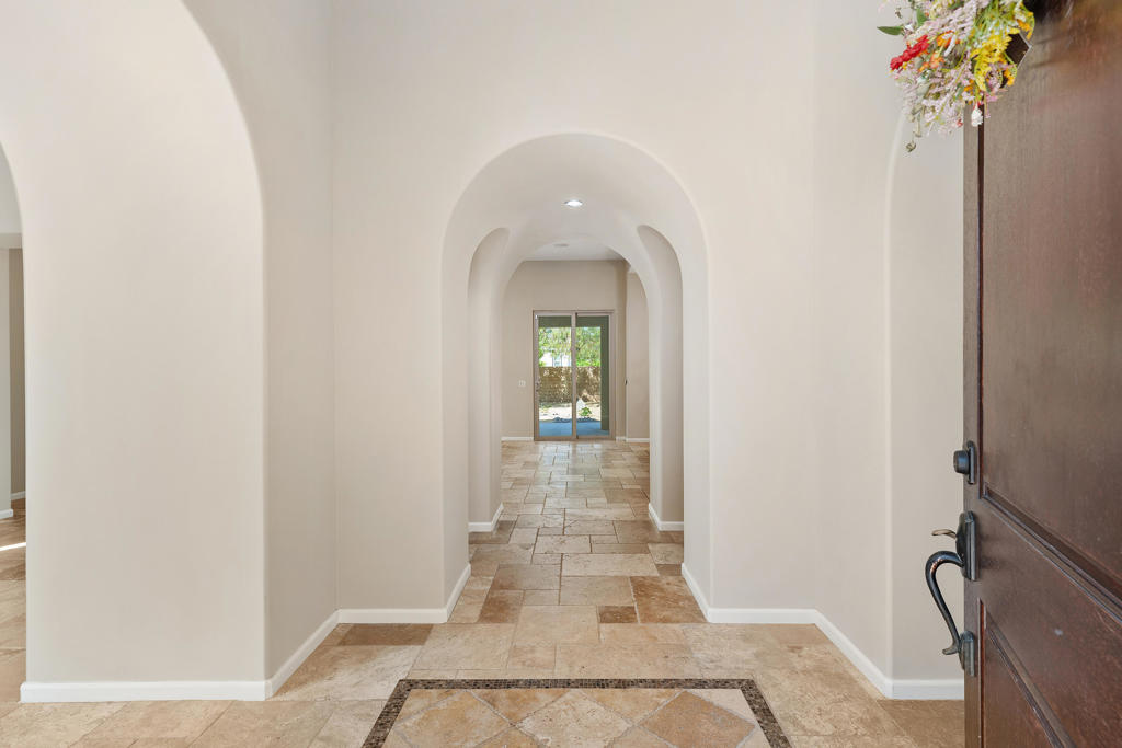 81872 Contento Street