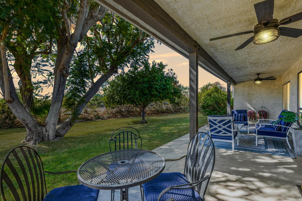 78987 Bayside Court
