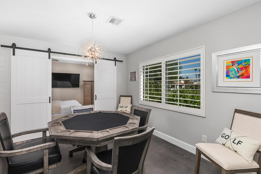 78987 Bayside Court