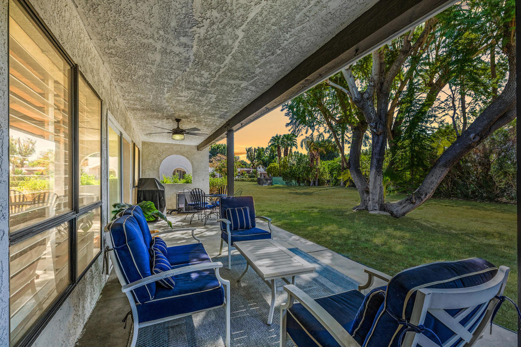 78987 Bayside Court