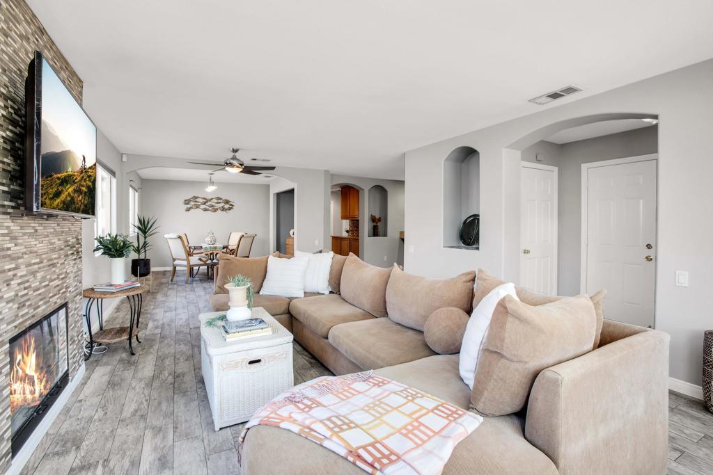 53720 Avenida Mendoza