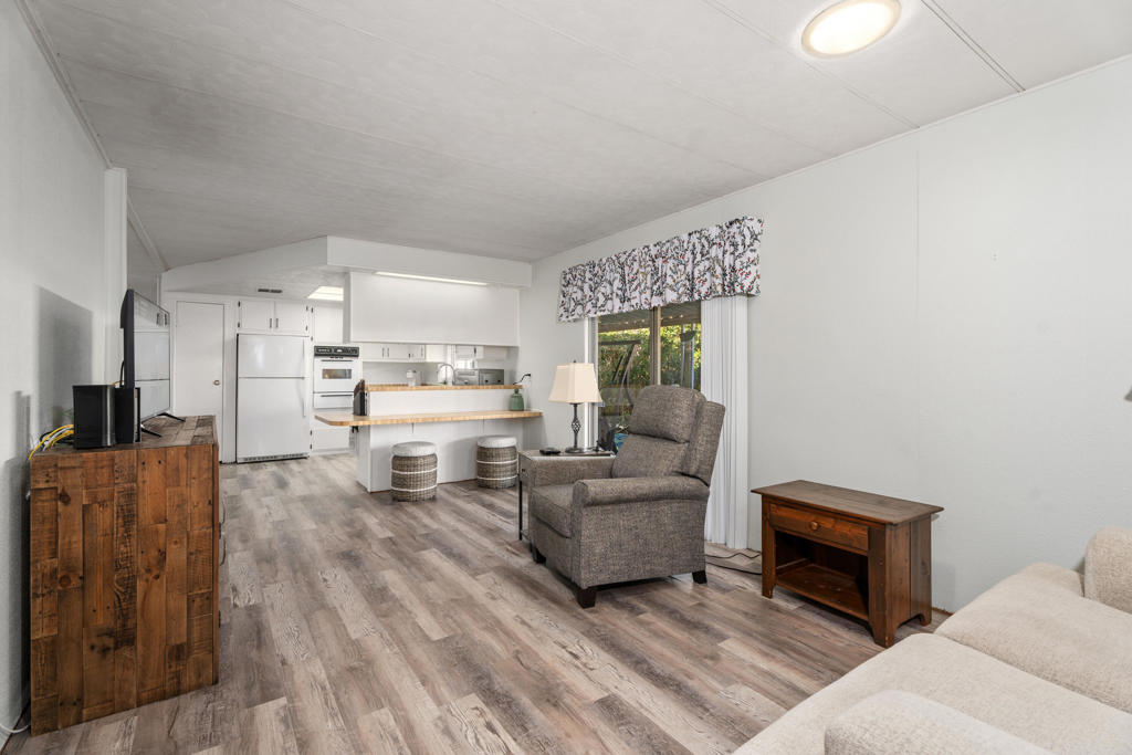 39620 Desert Greens Drive E