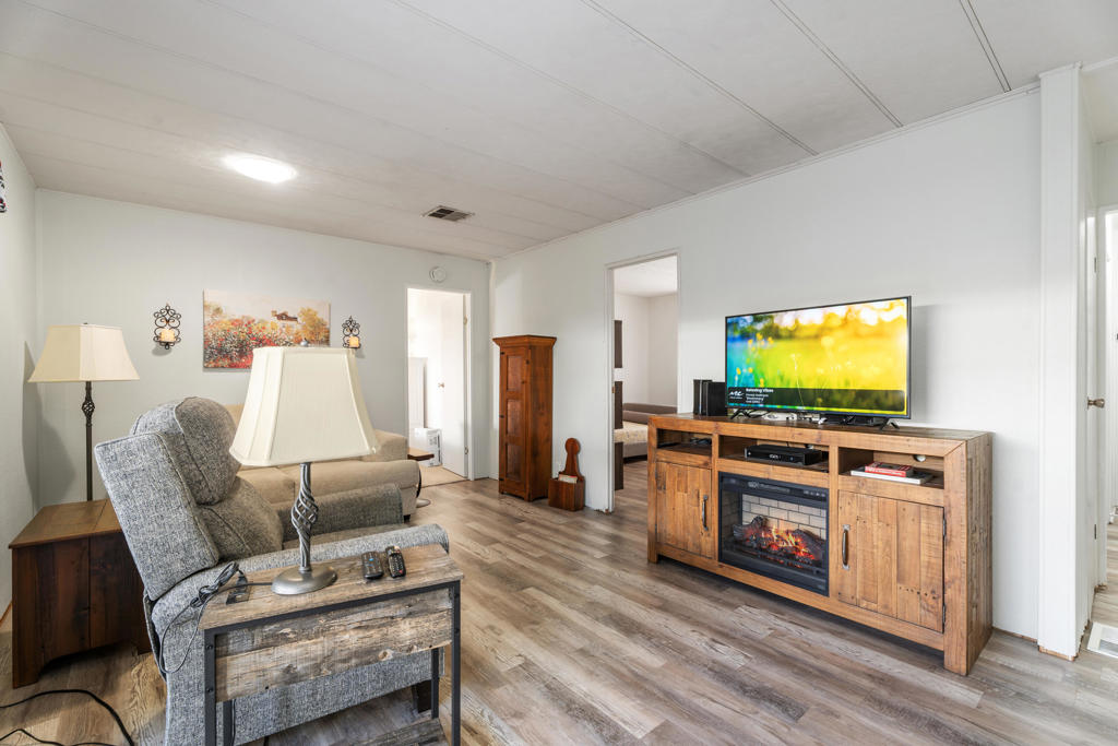 39620 Desert Greens Drive E