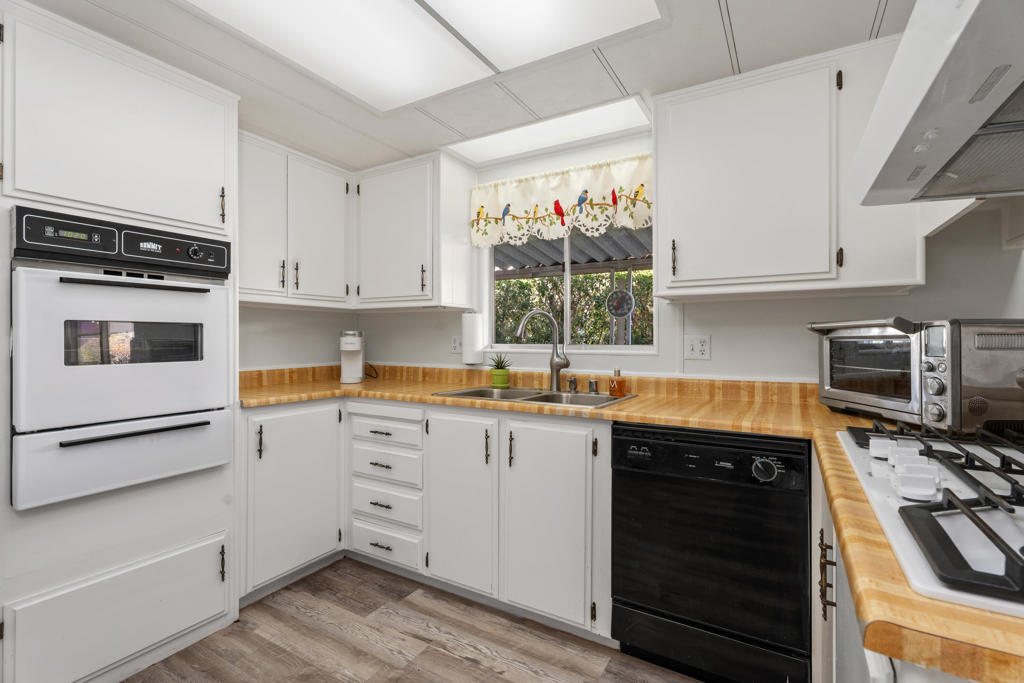 39620 Desert Greens Drive E