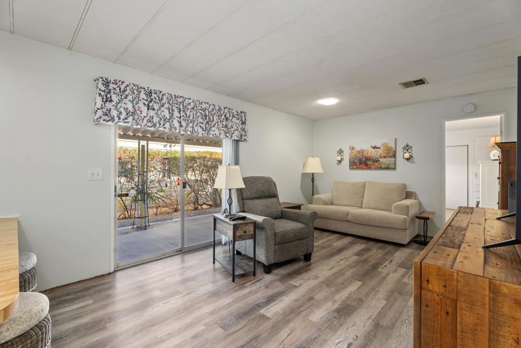 39620 Desert Greens Drive E