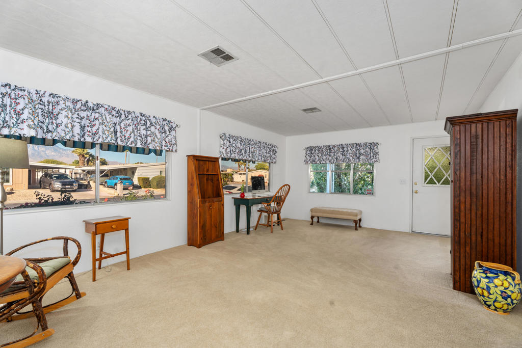 39620 Desert Greens Drive E