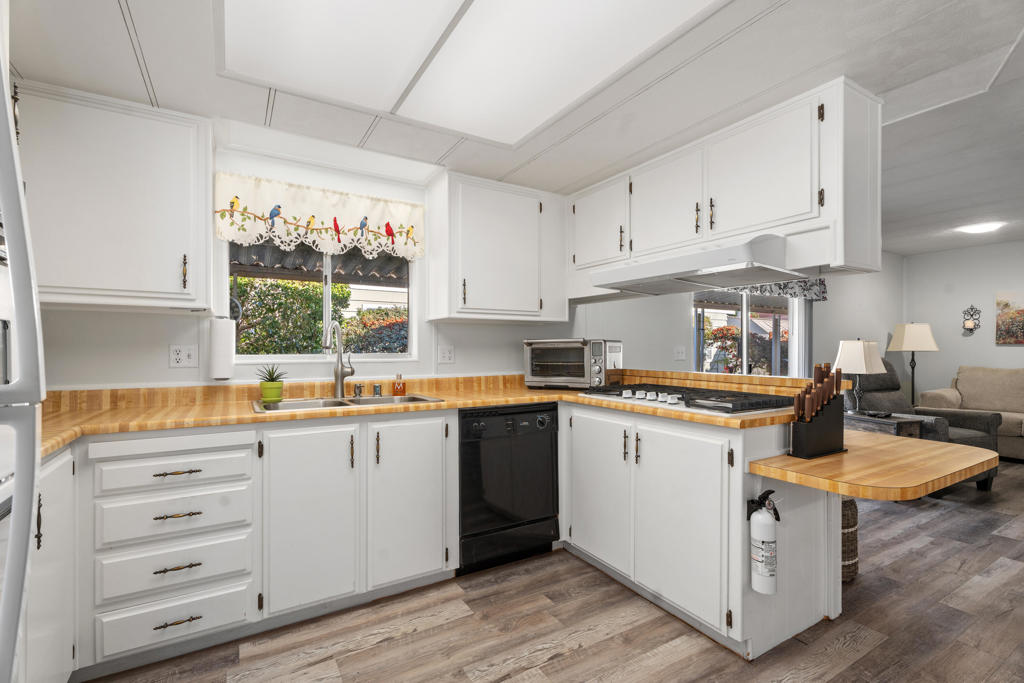 39620 Desert Greens Drive E