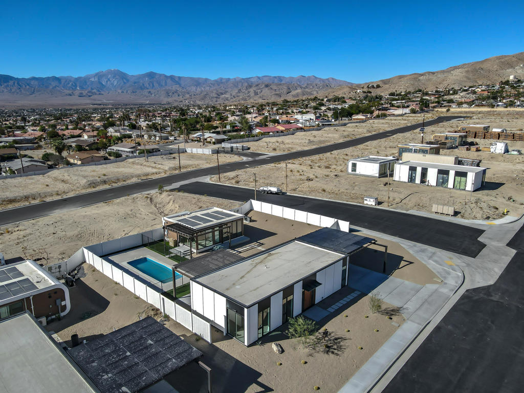 13833 Scenic Crest Circle