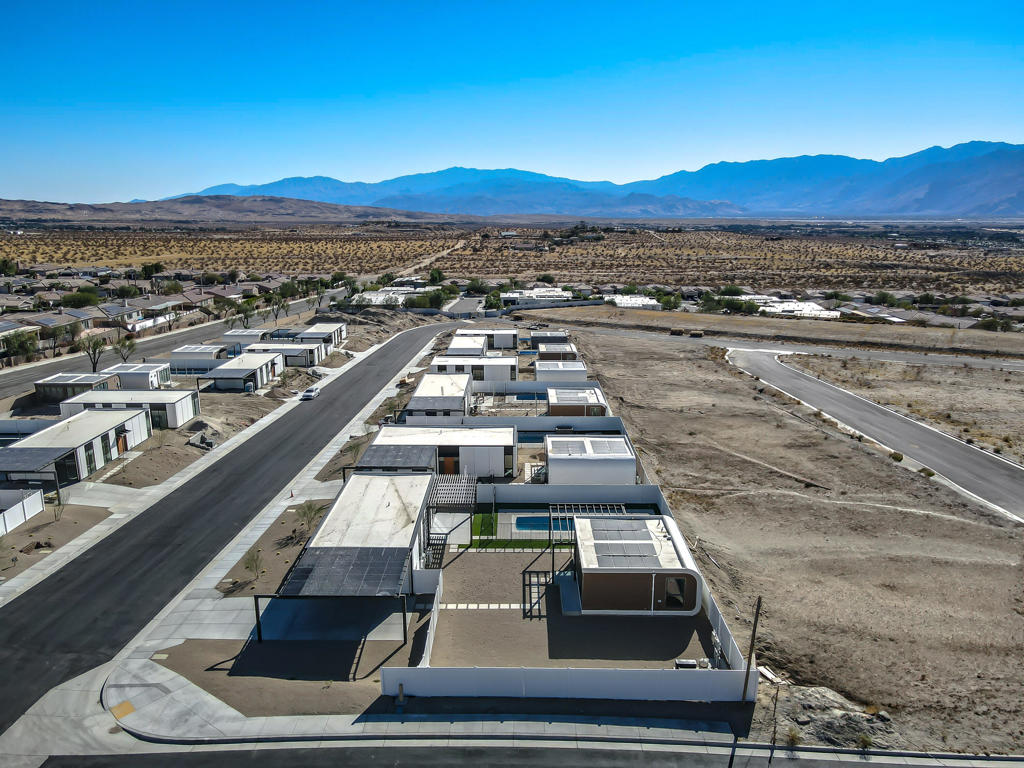 13833 Scenic Crest Circle