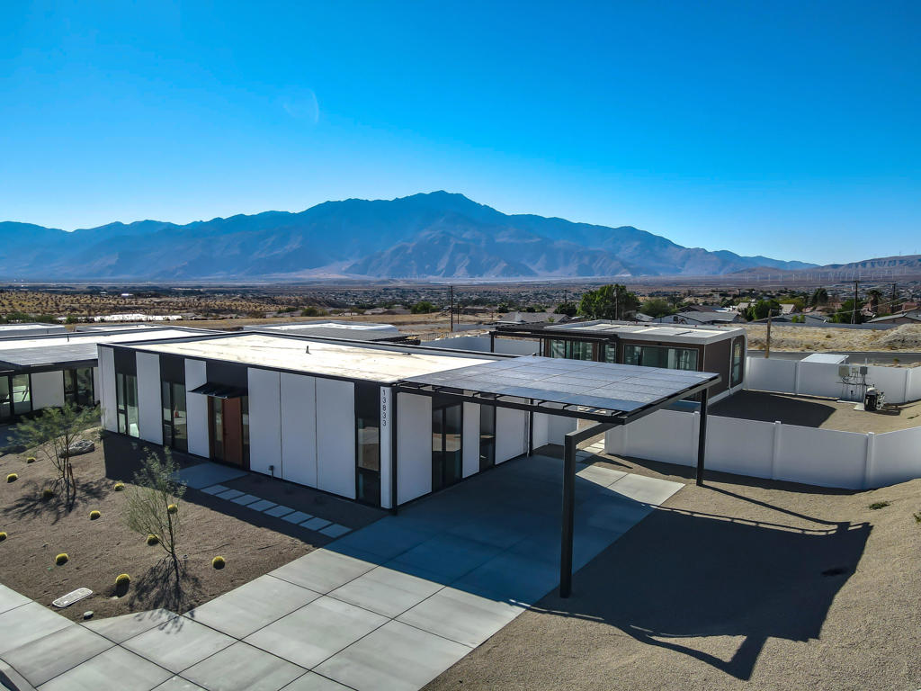 13833 Scenic Crest Circle