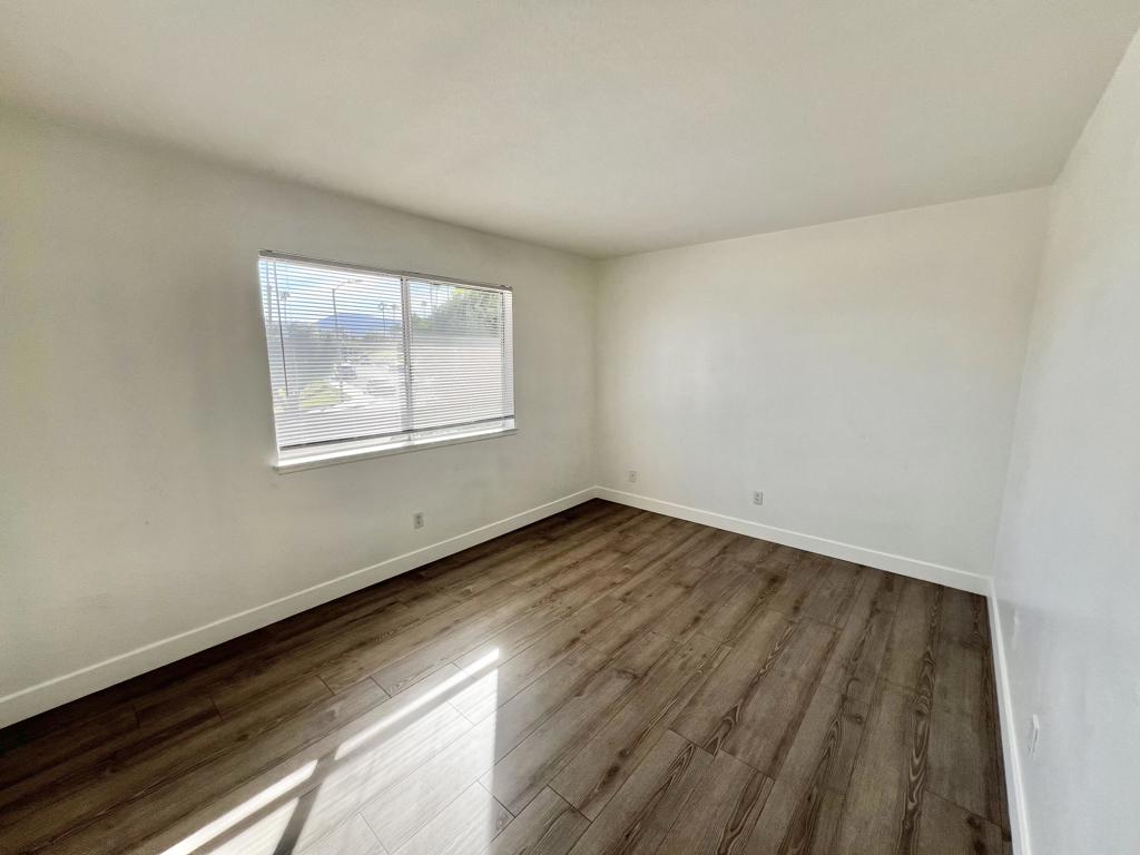 72534 Edgehill Drive 3