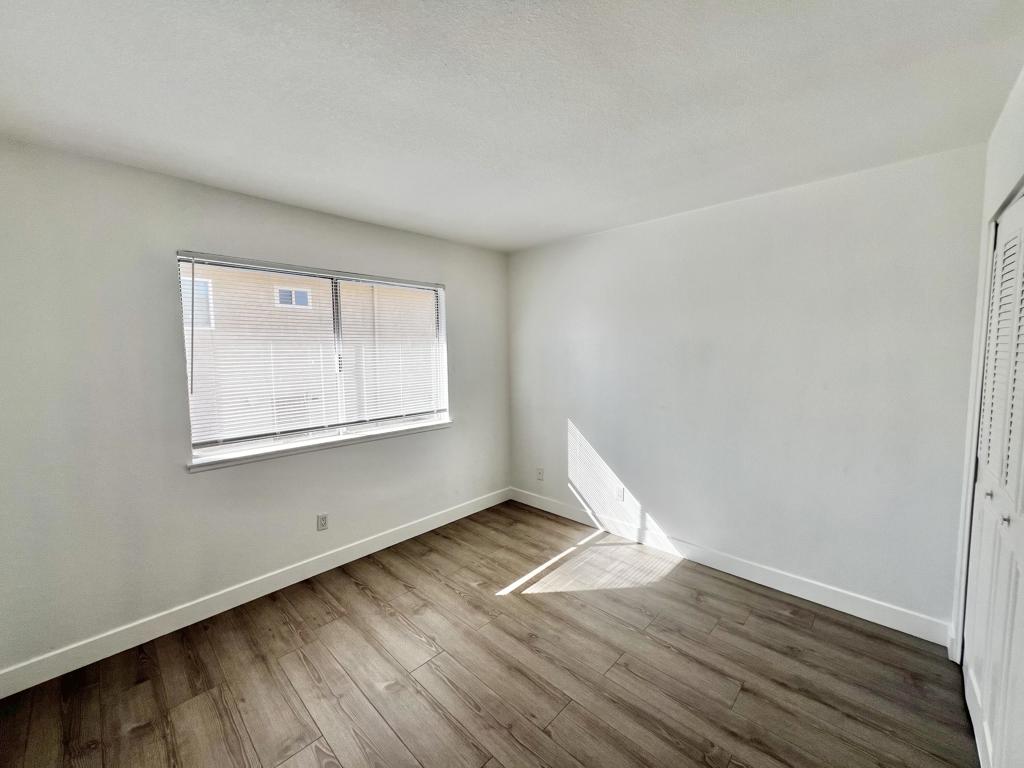 72534 Edgehill Drive 3