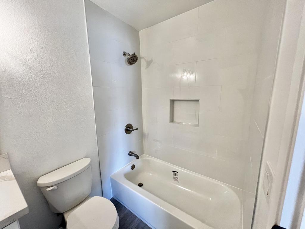 72534 Edgehill Drive 3