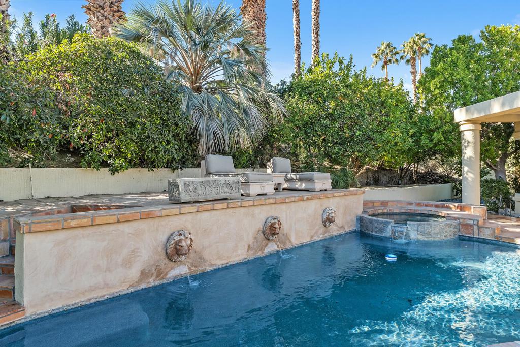 73131 Galleria Court