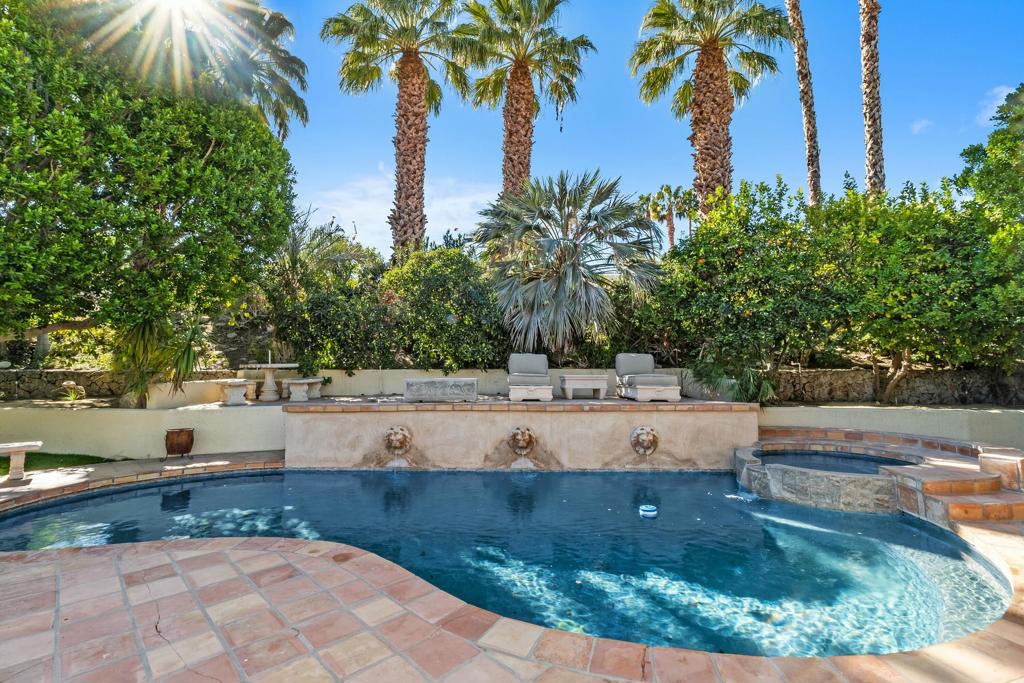 73131 Galleria Court