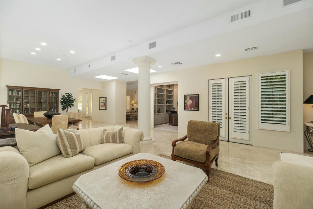 73131 Galleria Court