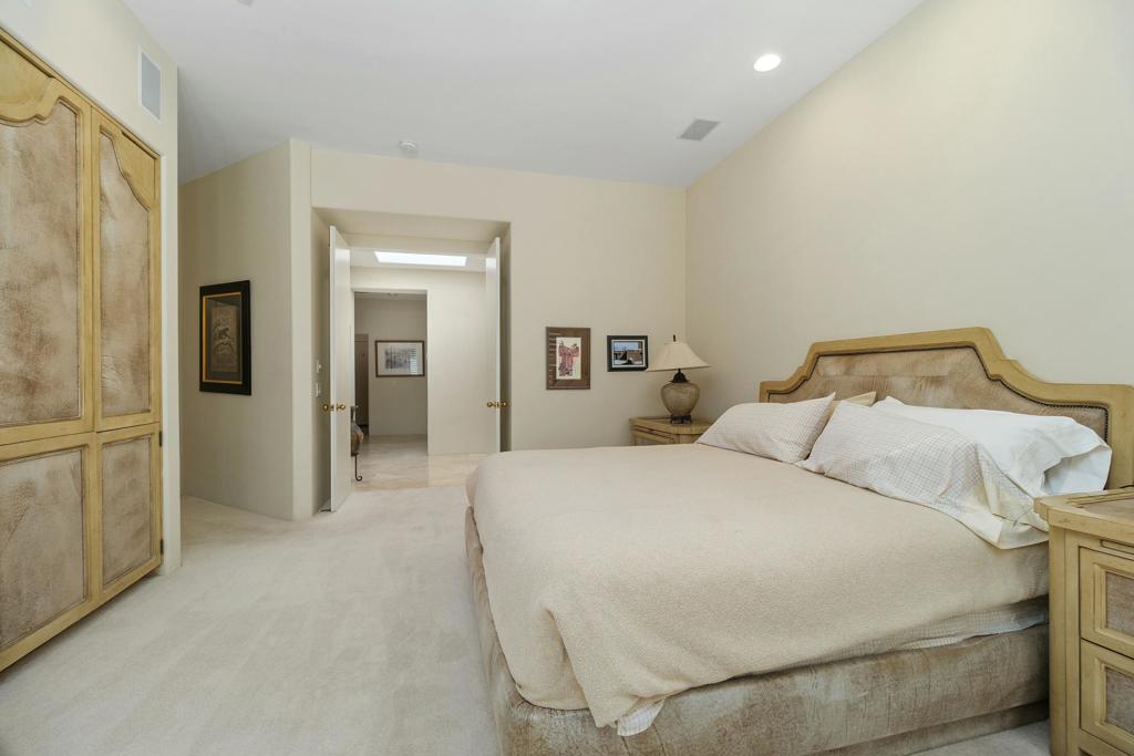 73131 Galleria Court