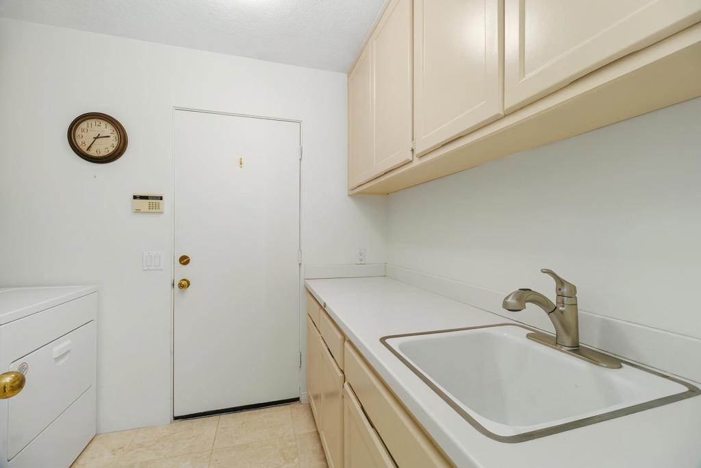 73131 Galleria Court