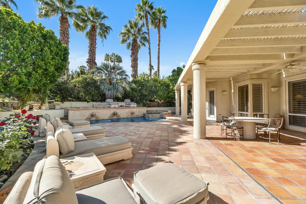 73131 Galleria Court