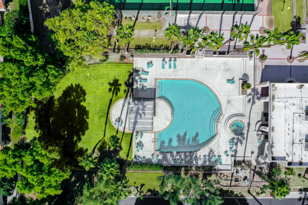 77707 Calle Las Brisas S