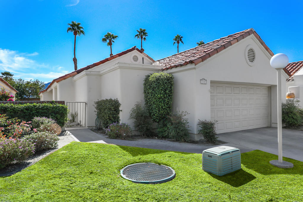 77707 Calle Las Brisas S