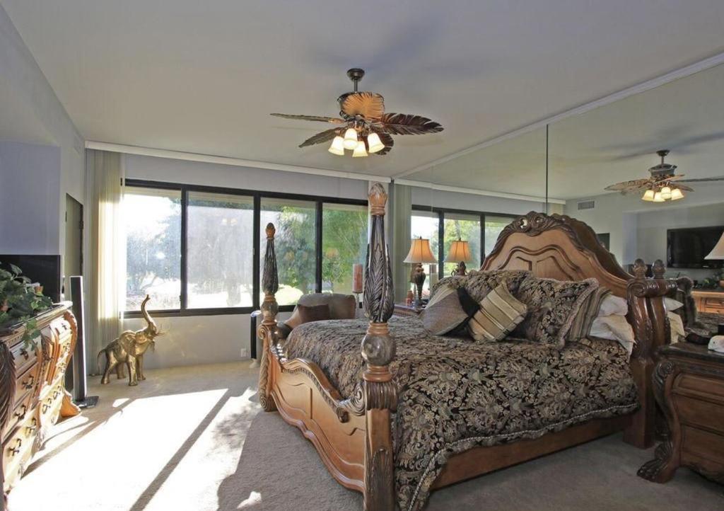 507 Desert West Drive