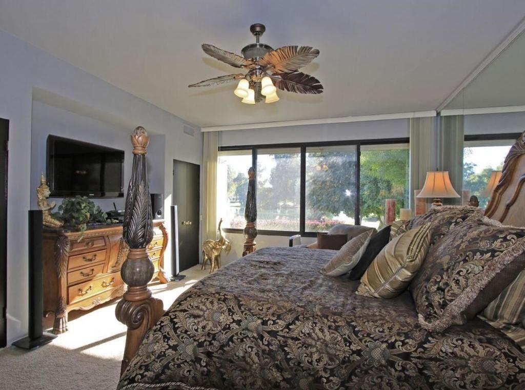 507 Desert West Drive