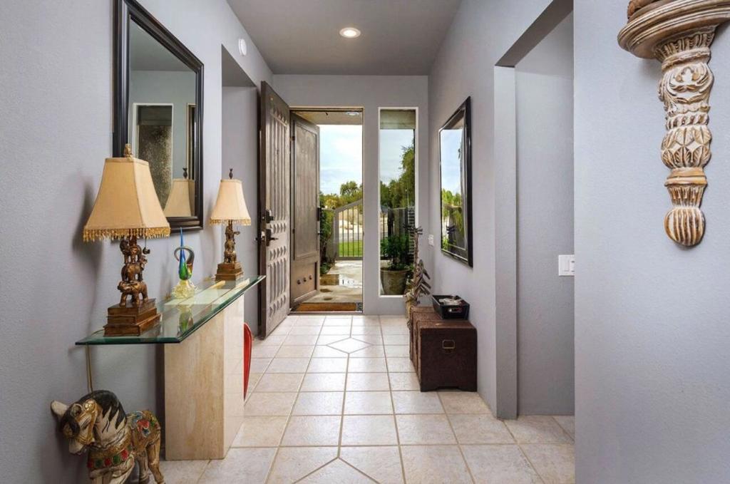 507 Desert West Drive