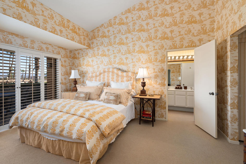 73394 Mariposa Drive