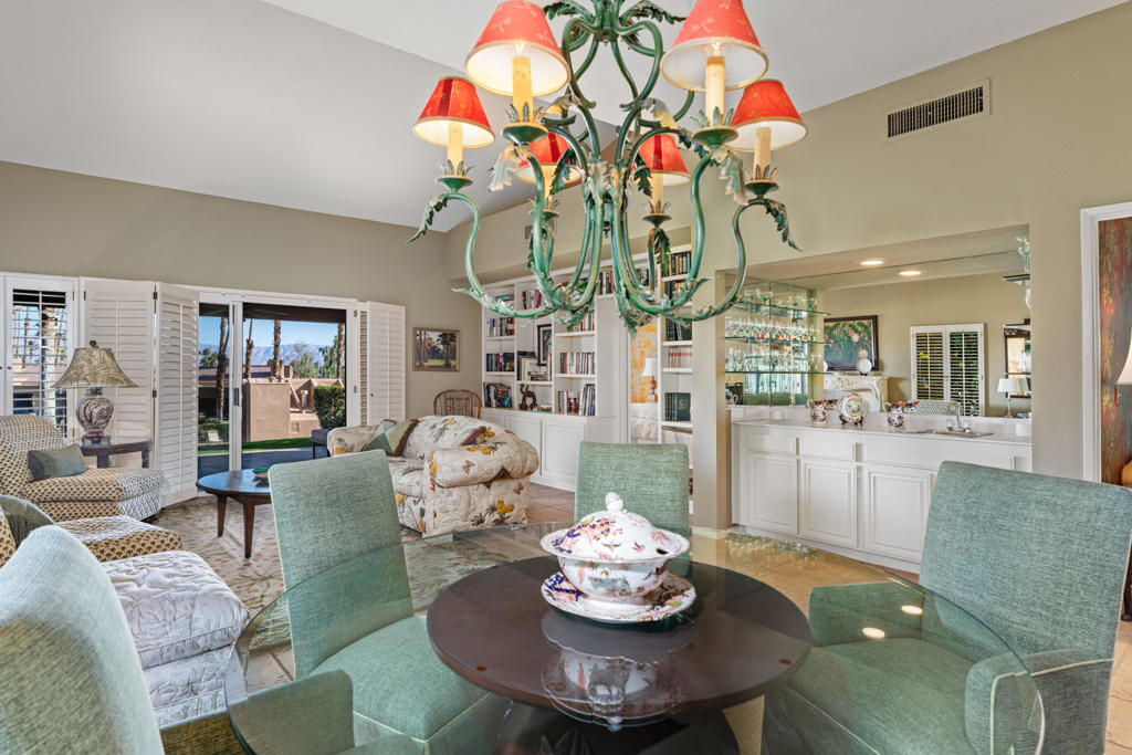 73394 Mariposa Drive