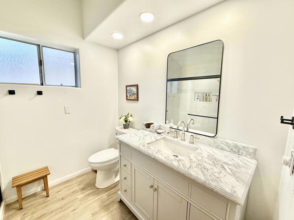 52110 Avenida Martinez