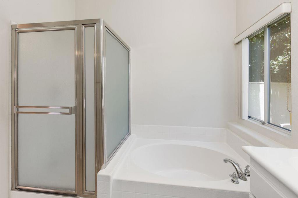 81157 La Reina Circle