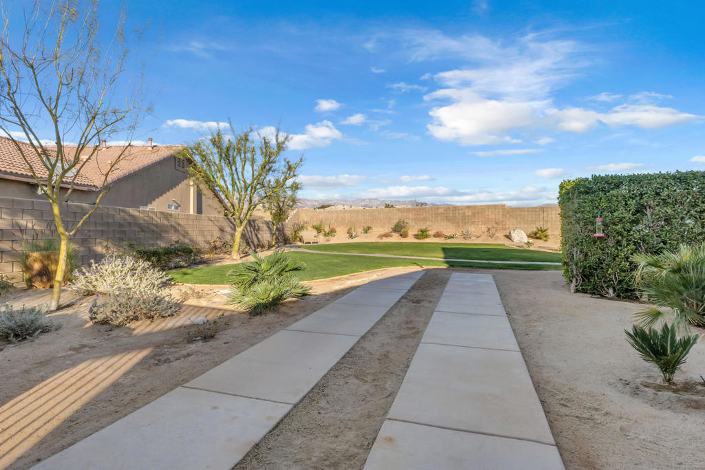 83480 Firecliff Court Court