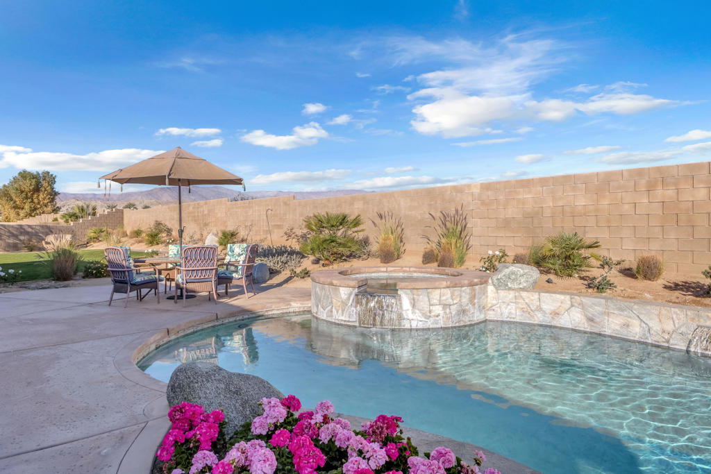 83480 Firecliff Court Court