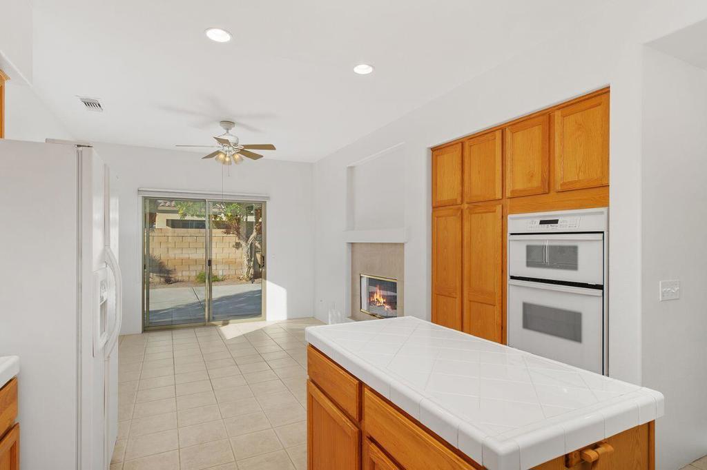 80114 Barcelona Avenue