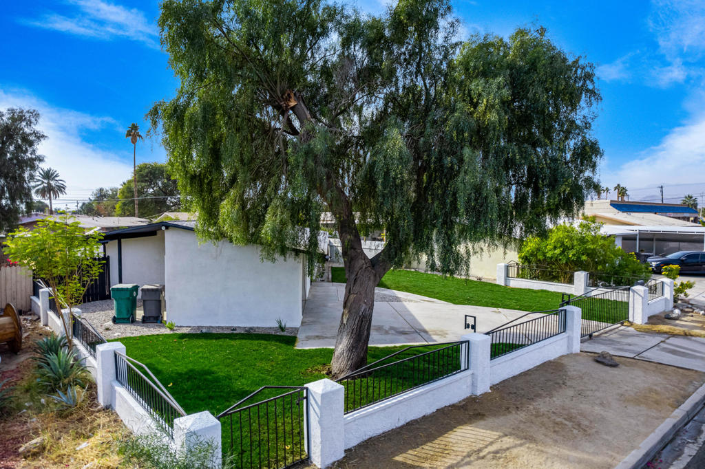 83051 Emerald Avenue