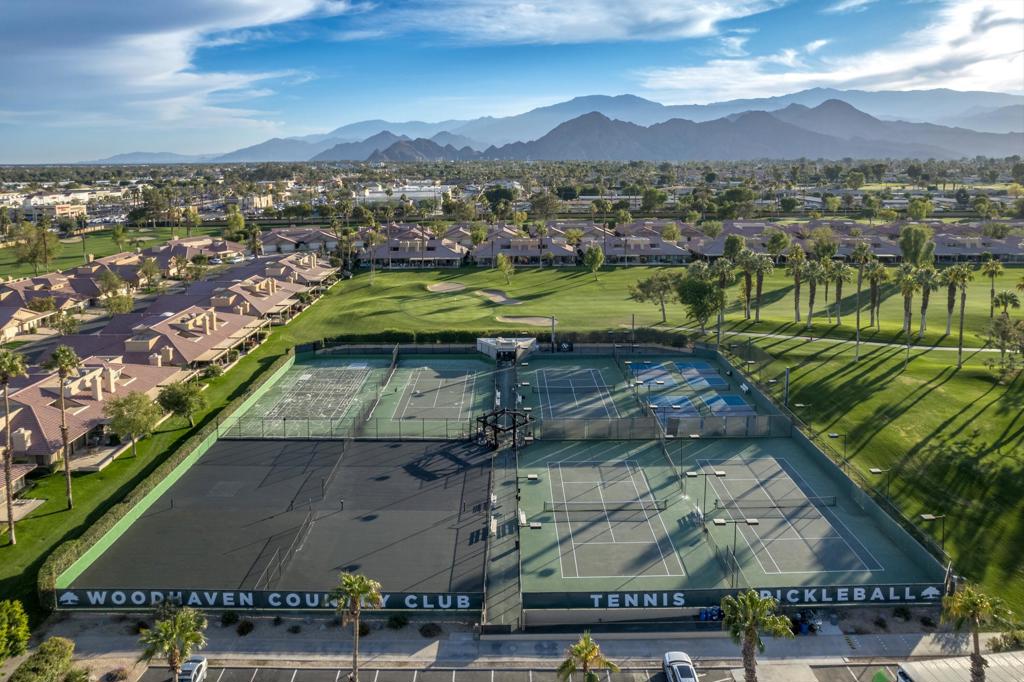 77637 Woodhaven Drive S