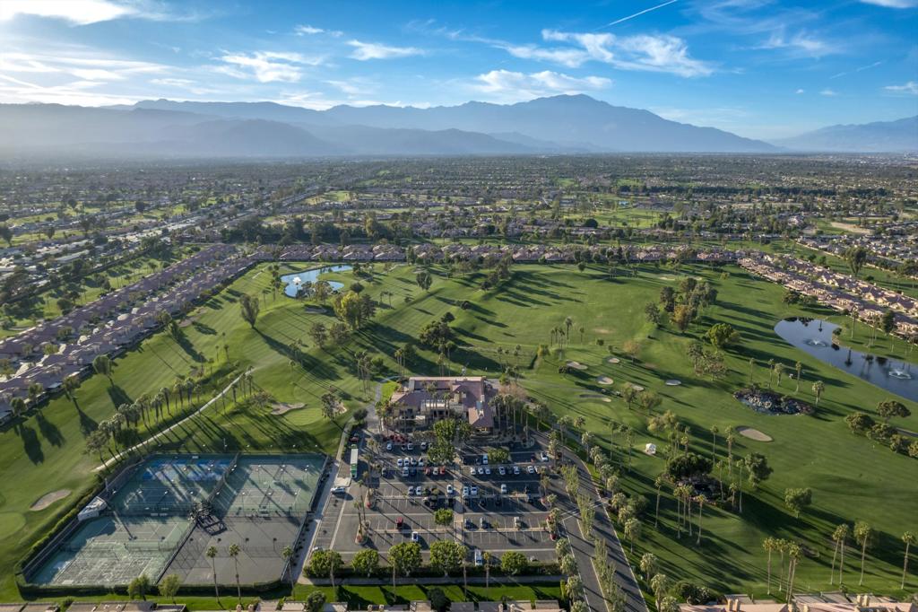 77637 Woodhaven Drive S