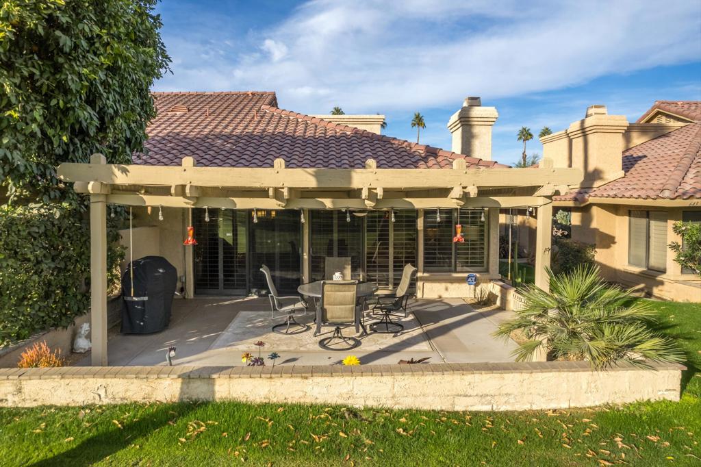 77637 Woodhaven Drive S